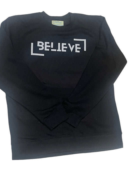 BELIEVE Long sleeve sweatshirt